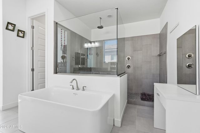 3407 E VALENCIA Drive, Phoenix, AZ 85042