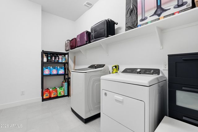 3407 E VALENCIA Drive, Phoenix, AZ 85042