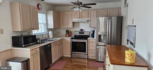 830 AMBER LN, West Chester, PA 19382