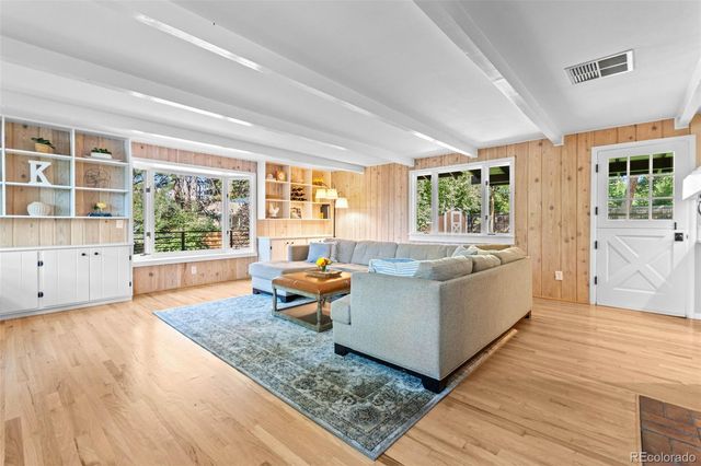 5465 W Ontario Avenue, Littleton, CO 80128