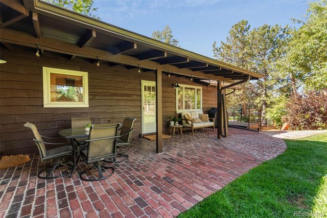 5465 W Ontario Avenue, Littleton, CO 80128