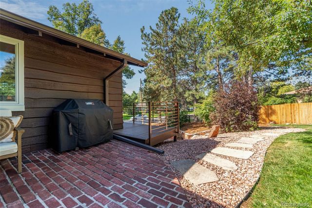 5465 W Ontario Avenue, Littleton, CO 80128