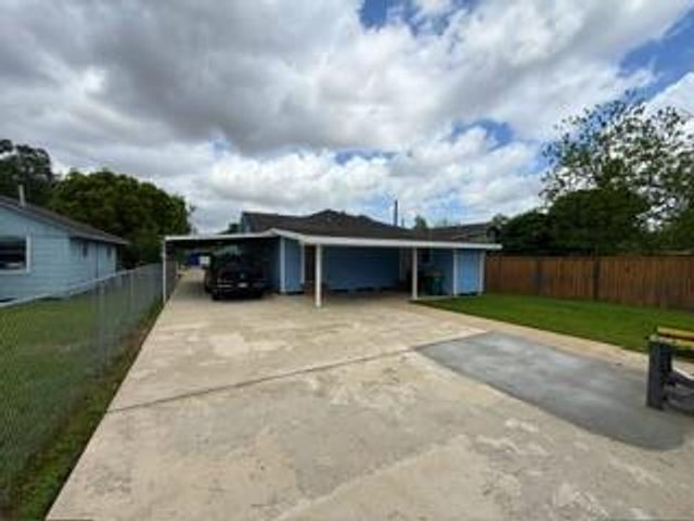 307 Campbell Avenue, Pasadena, TX 77502