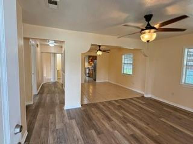 307 Campbell Avenue, Pasadena, TX 77502