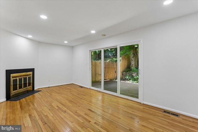 12234 GREENLEAF AVE, Potomac, MD 20854