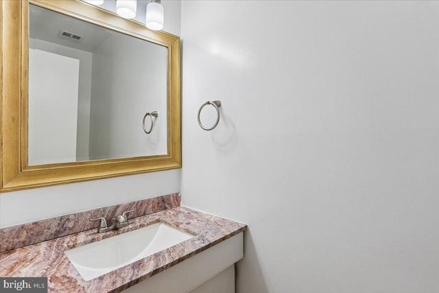 12234 GREENLEAF AVE, Potomac, MD 20854