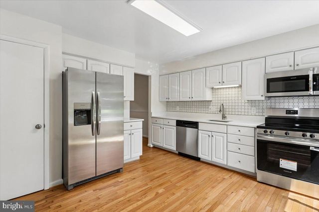 12234 GREENLEAF AVE, Potomac, MD 20854