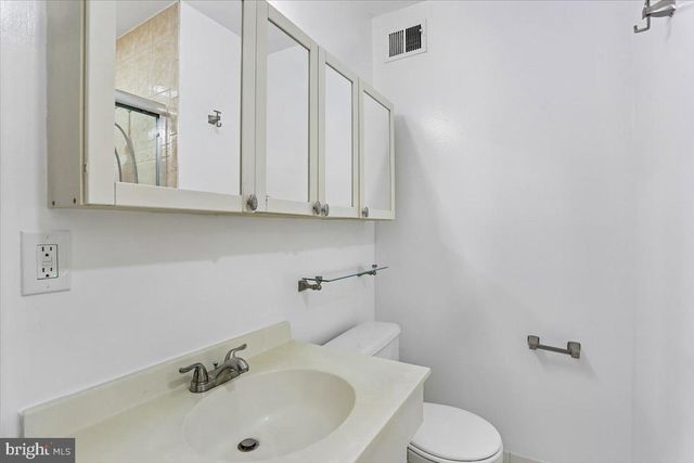 12234 GREENLEAF AVE, Potomac, MD 20854