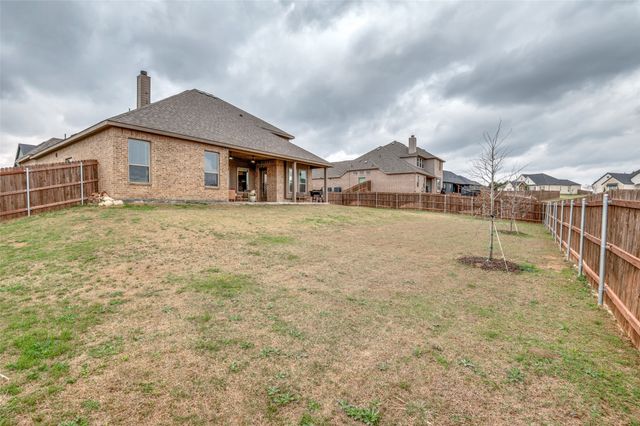 7441 Desert Willow Lane, Ovilla, TX 75154