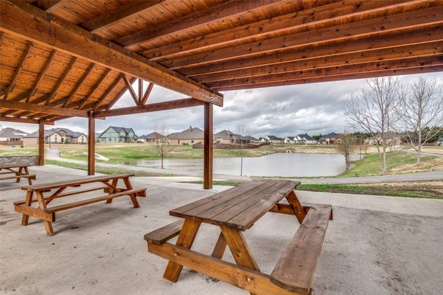 7441 Desert Willow Lane, Ovilla, TX 75154