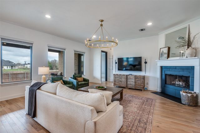 7441 Desert Willow Lane, Ovilla, TX 75154