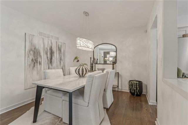 7417 W 102 Court 103C, Overland Park, KS 66212