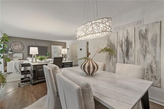 7417 W 102 Court 103C, Overland Park, KS 66212