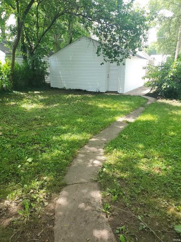 1329 N Meade Street, South Bend, IN 46628