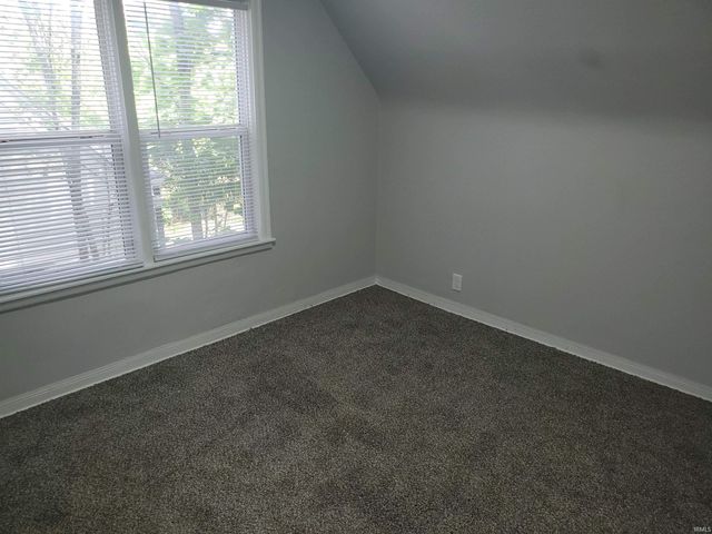 1329 N Meade Street, South Bend, IN 46628