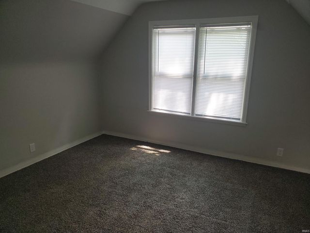 1329 N Meade Street, South Bend, IN 46628