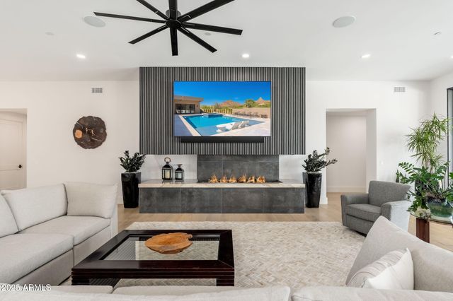 10160 E SADDLE HORN Trail, Scottsdale, AZ 85255