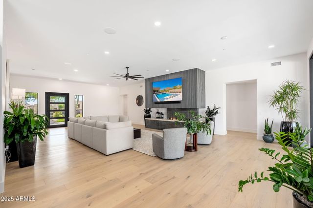 10160 E SADDLE HORN Trail, Scottsdale, AZ 85255