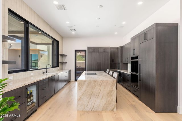 10160 E SADDLE HORN Trail, Scottsdale, AZ 85255