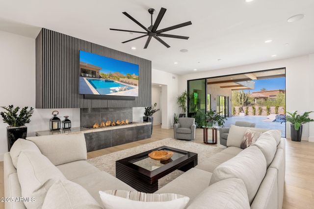 10160 E SADDLE HORN Trail, Scottsdale, AZ 85255