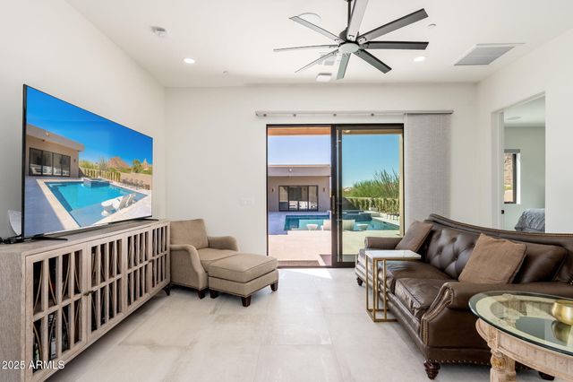 10160 E SADDLE HORN Trail, Scottsdale, AZ 85255