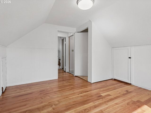 6102 Se KNAPP St, Portland, OR 97206