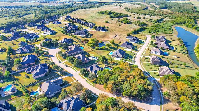 1 Raven Circle, Heath, TX 75032