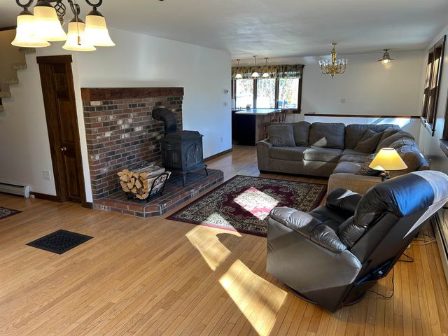 35 Indian Pond Road, Orford, NH 03777