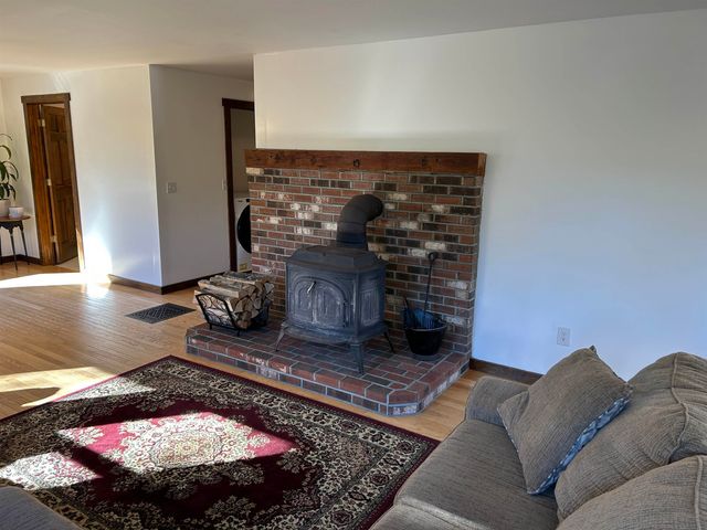 35 Indian Pond Road, Orford, NH 03777