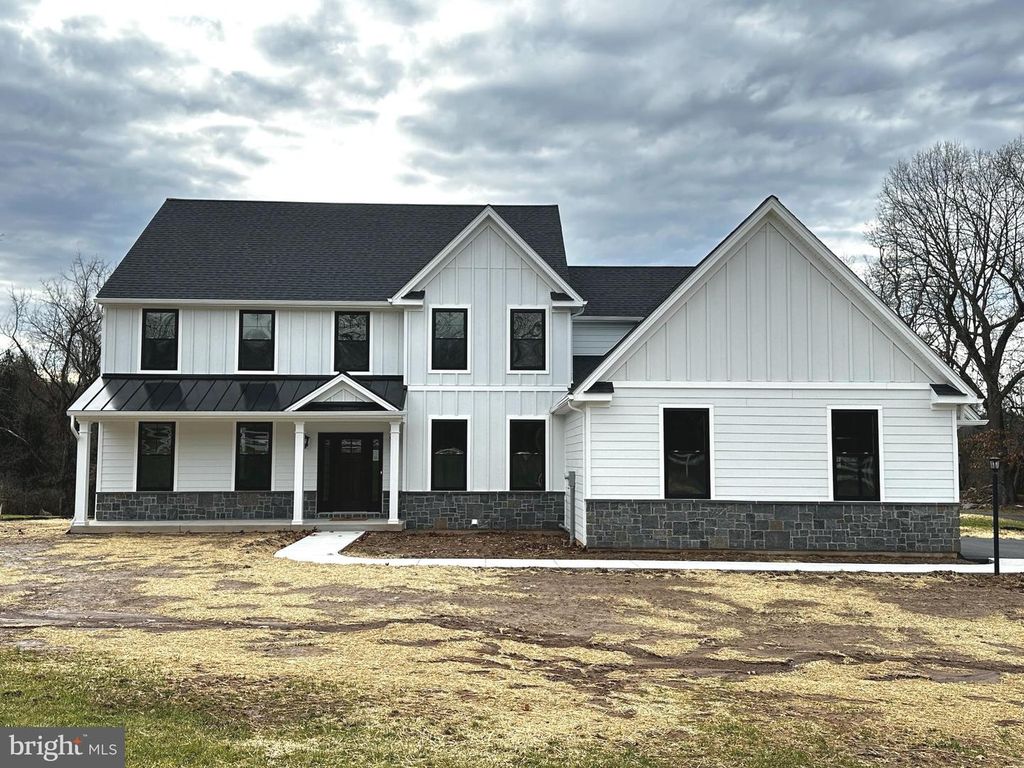 259 W UWCHLAN AVE #B, Downingtown, PA 19335