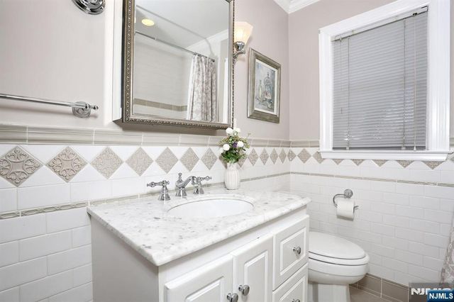 15-03 Everett Terrace, Fair Lawn, NJ 07410