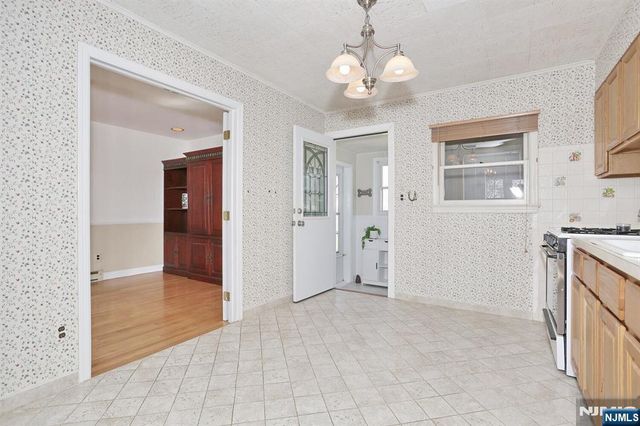 15-03 Everett Terrace, Fair Lawn, NJ 07410