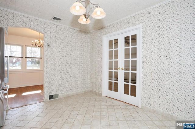 15-03 Everett Terrace, Fair Lawn, NJ 07410