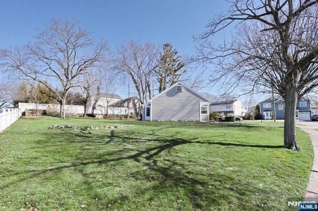 15-03 Everett Terrace, Fair Lawn, NJ 07410