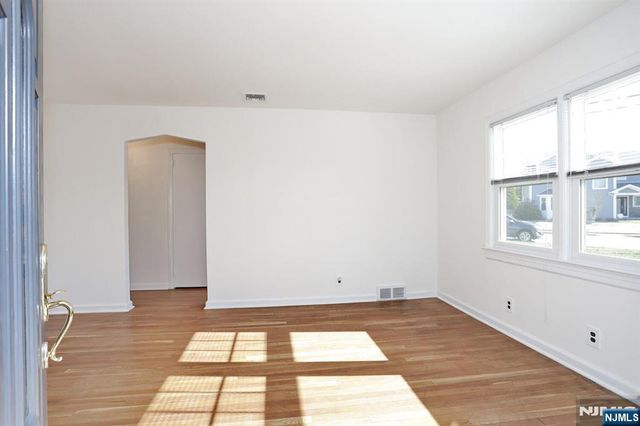 15-03 Everett Terrace, Fair Lawn, NJ 07410