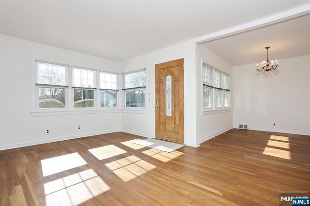 15-03 Everett Terrace, Fair Lawn, NJ 07410