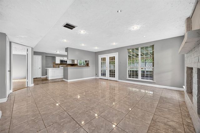 15818 Manfield Drive, Houston, TX 77082