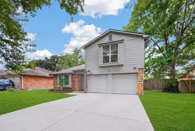 15818 Manfield Drive, Houston, TX 77082