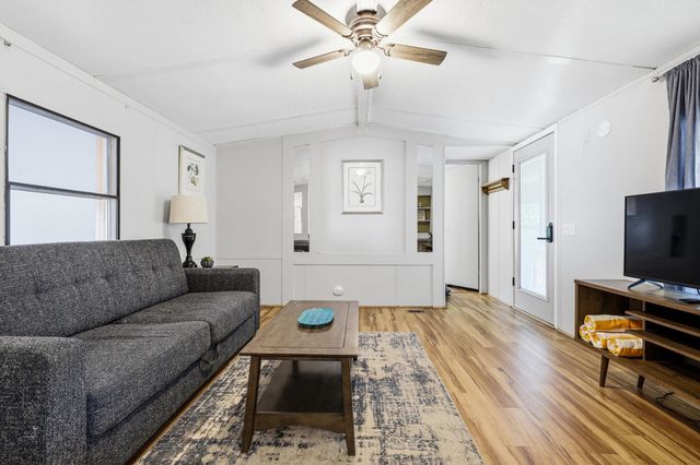702 RICHVIEW RD, Rileyville, VA 22650