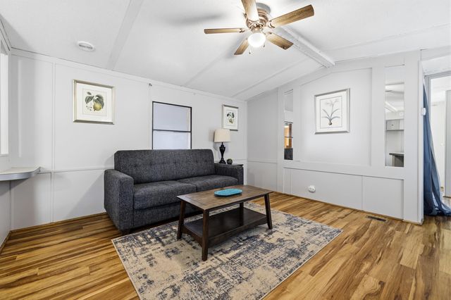 702 RICHVIEW RD, Rileyville, VA 22650