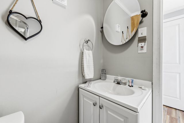 702 RICHVIEW RD, Rileyville, VA 22650