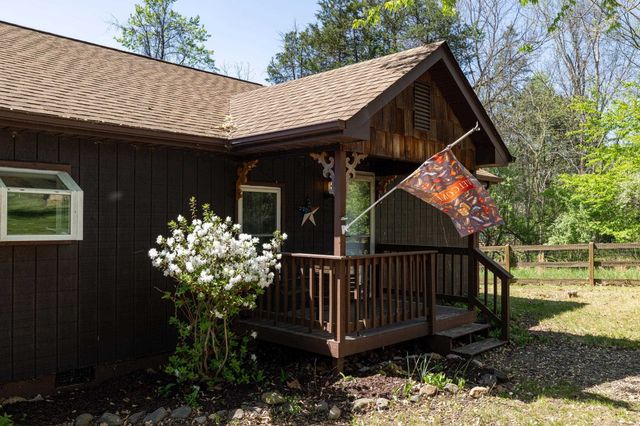 702 RICHVIEW RD, Rileyville, VA 22650