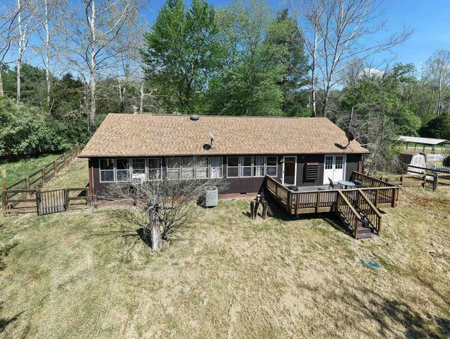 702 RICHVIEW RD, Rileyville, VA 22650