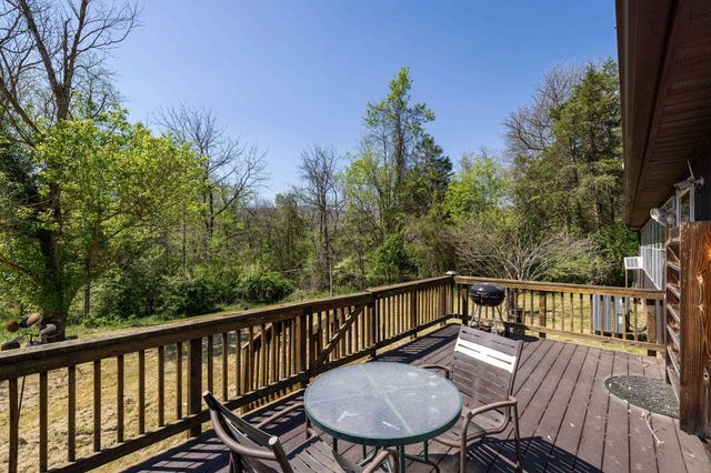 702 RICHVIEW RD, Rileyville, VA 22650