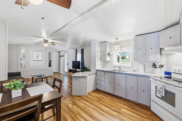 702 RICHVIEW RD, Rileyville, VA 22650