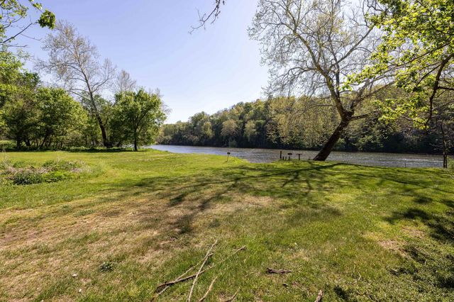 702 RICHVIEW RD, Rileyville, VA 22650