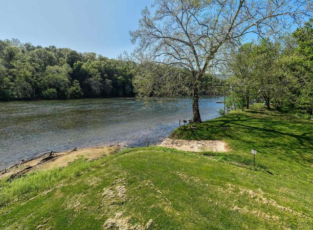 702 RICHVIEW RD, Rileyville, VA 22650