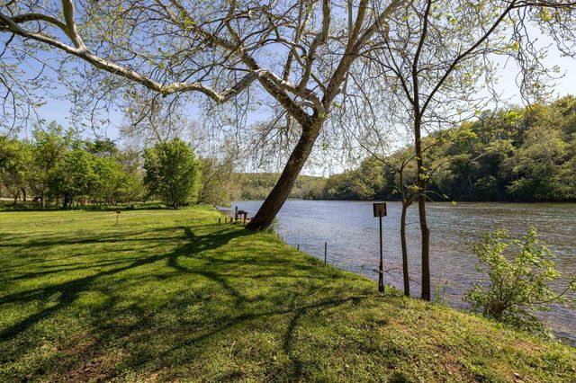 702 RICHVIEW RD, Rileyville, VA 22650