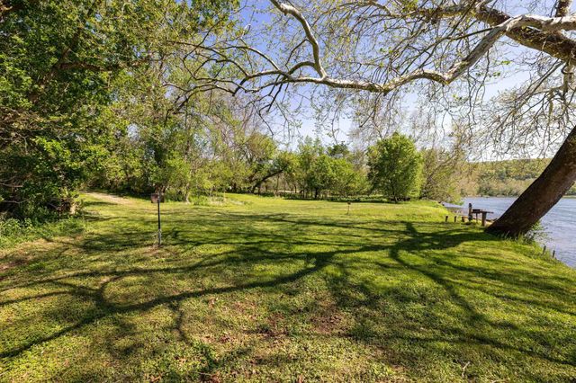702 RICHVIEW RD, Rileyville, VA 22650