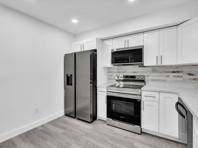 3841 Farragut Street, Hollywood, FL 33021